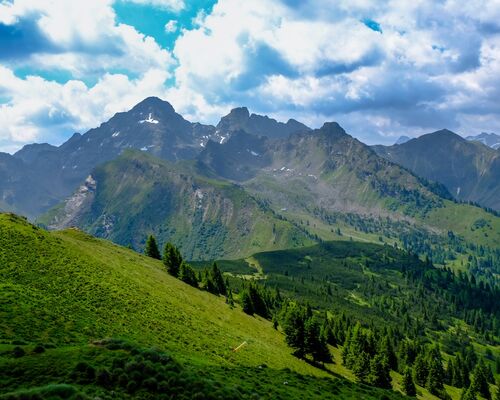 Blick vom Gipfel des Hauser Kaibling in die Niederen Tauern